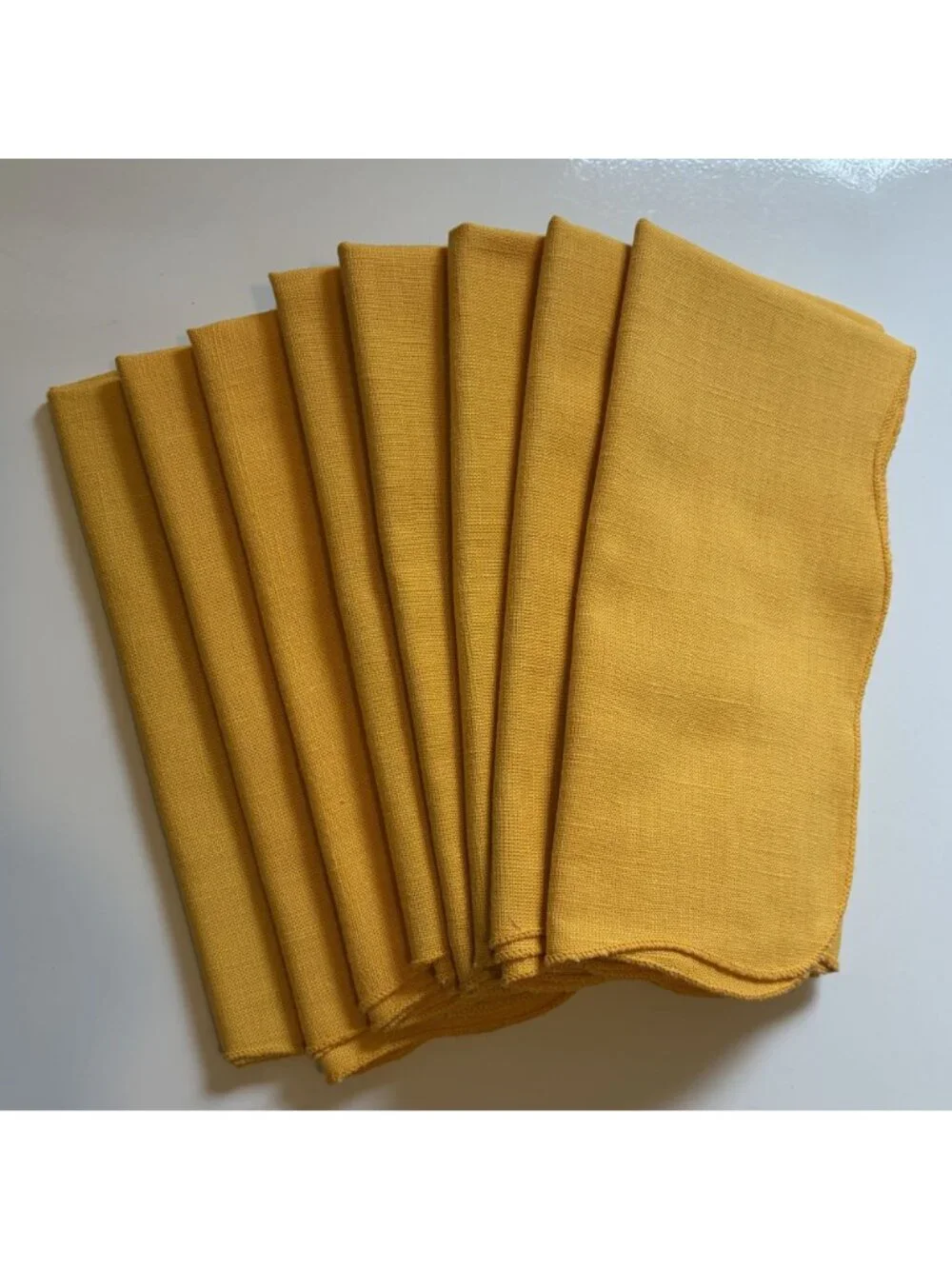 Set 8 Mustard Yellow Linen Cloth Napkins Scalloped Dinner Party Fall Tablescape